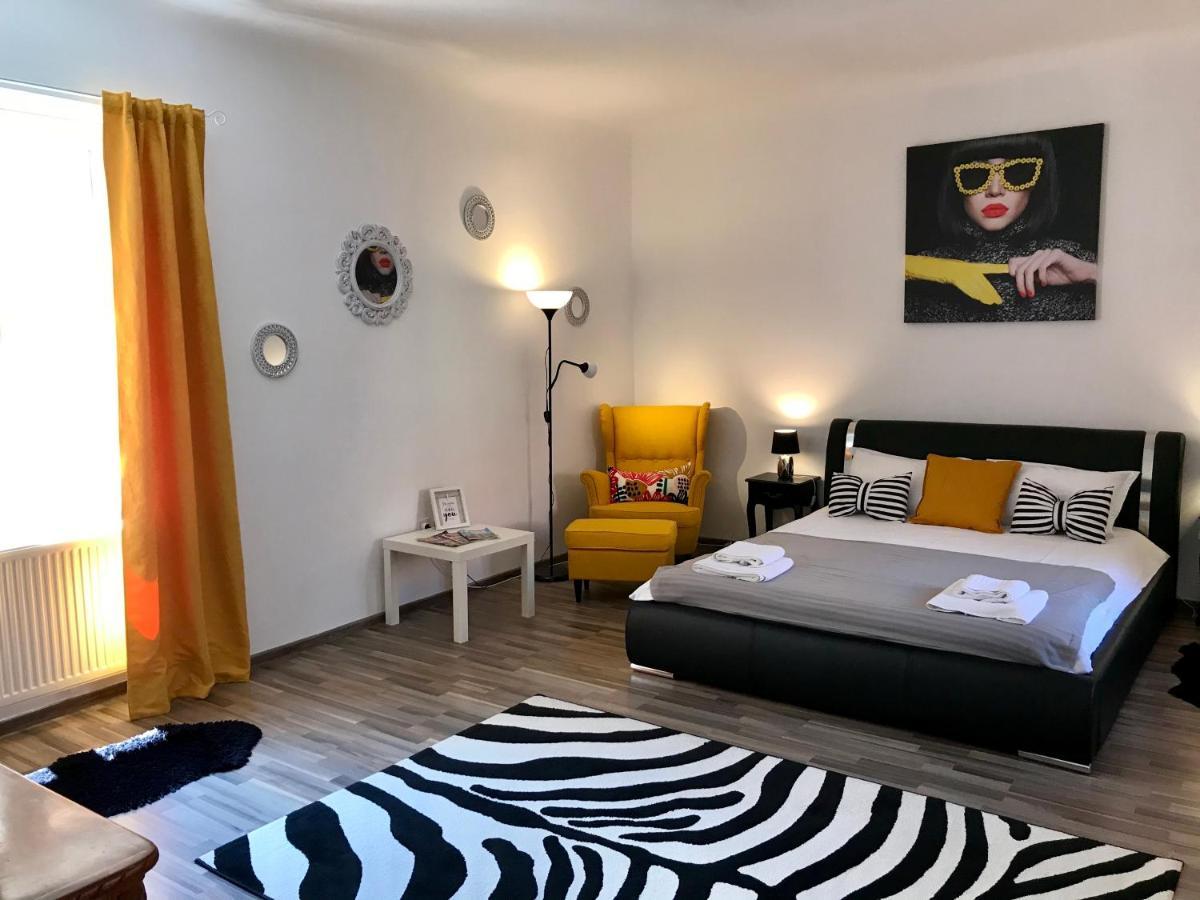 9 Central Residence Braşov Extérieur photo