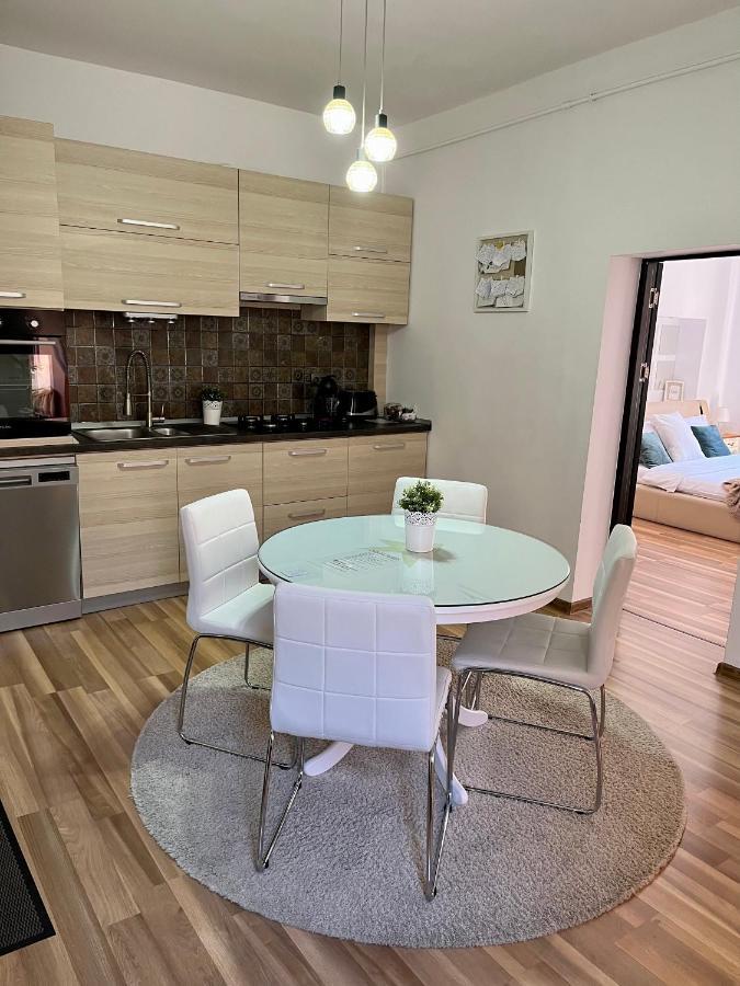 9 Central Residence Braşov Extérieur photo